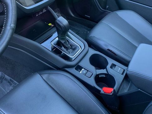 Used 2025 Subaru Forester Limited image 29