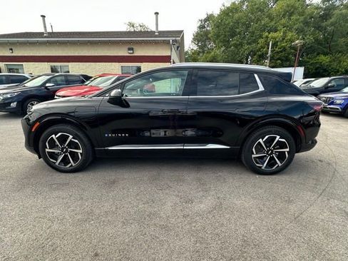 Used 2024 Chevrolet Equinox EV LT image 14