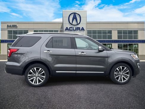 Used 2017 Ford Explorer Platinum AWD/4WD image 6