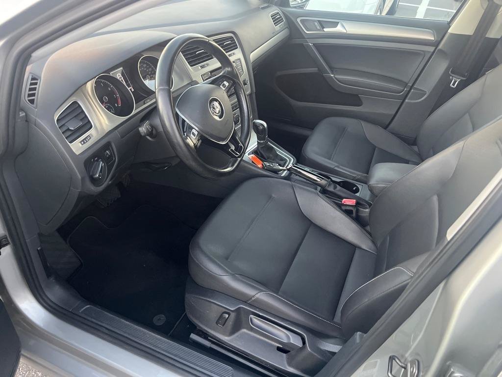 Used 2015 Volkswagen Golf S FWD image 10