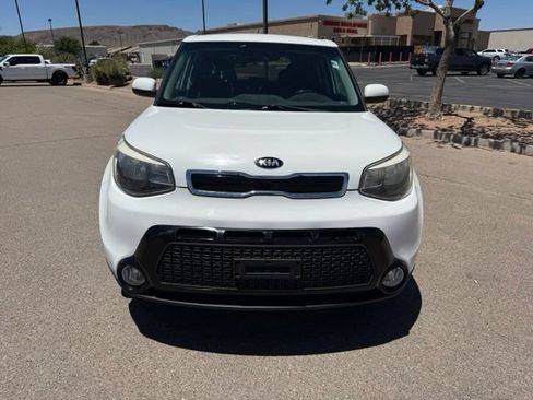 Used 2016 Kia Soul + FWD image 2