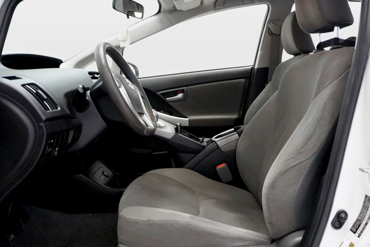 Used 2015 Toyota Prius Three FWD image 11