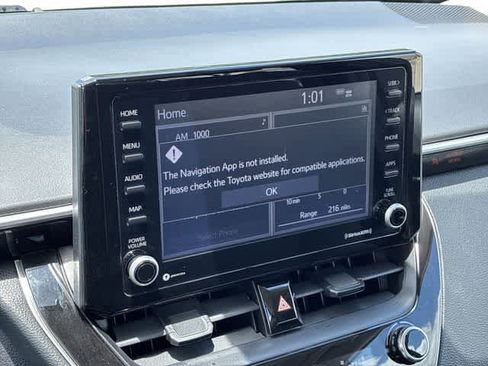 Used 2022 Toyota Corolla LE FWD image 29