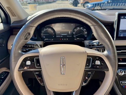 Used 2020 Lincoln Corsair Reserve w/ Equipment Group 201A image 20