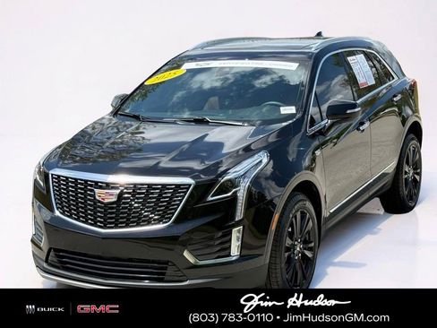 Certified 2025 Cadillac XT5 Premium Luxury image 5