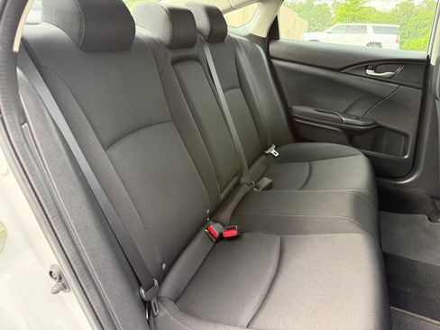 Used 2019 Honda Civic EX image 42