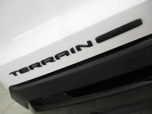 New 2026 GMC Terrain Elevation image 9