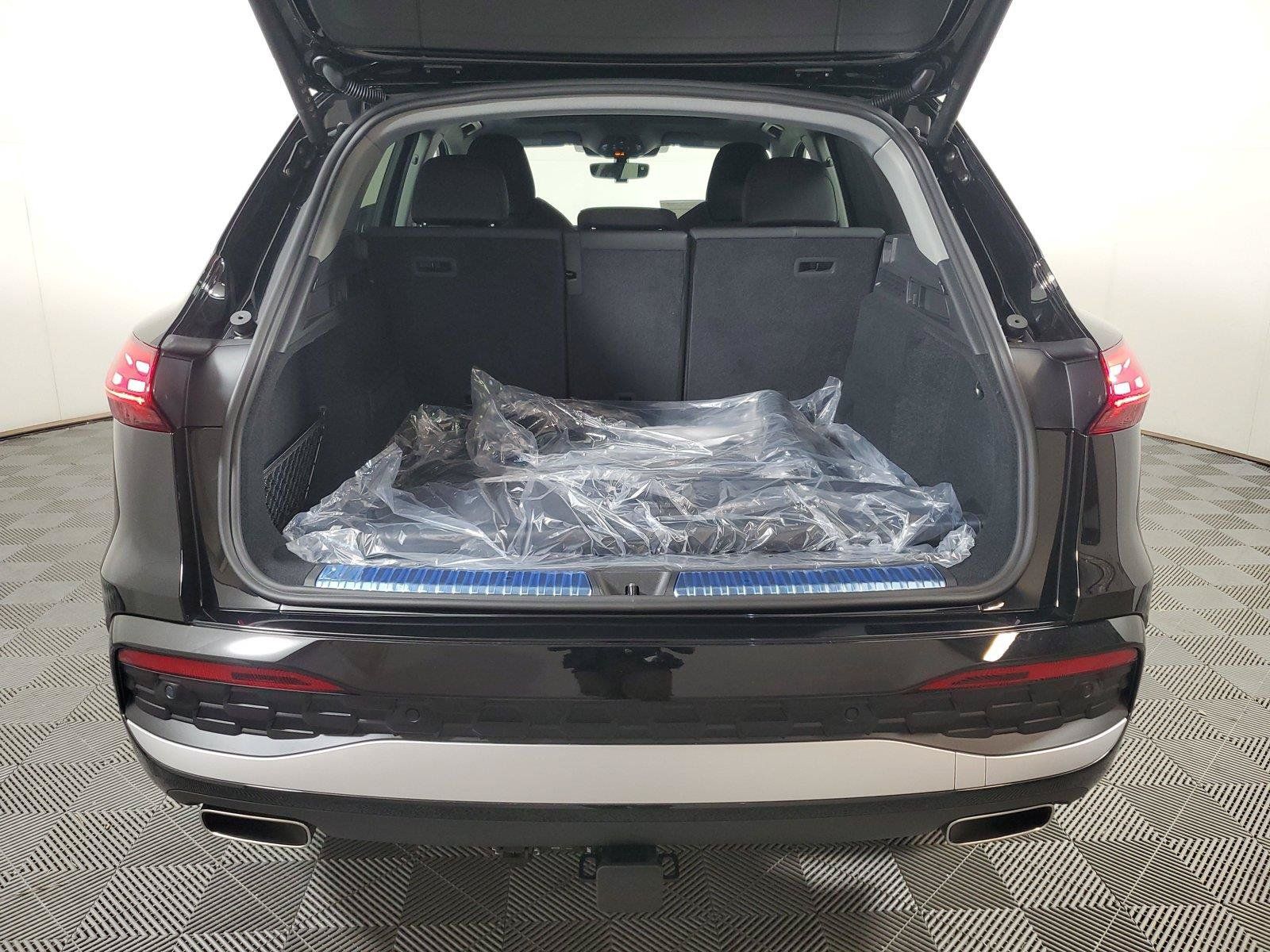 New 2026 Audi Q5 Premium Plus AWD/4WD image 9