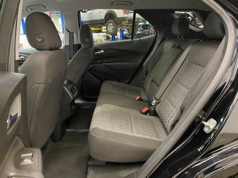 Used 2023 Chevrolet Equinox LT w/ Driver Convenience Package image 10