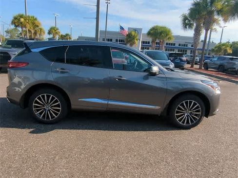 Certified 2025 Acura RDX SH-AWD w/ Advance Package image 9