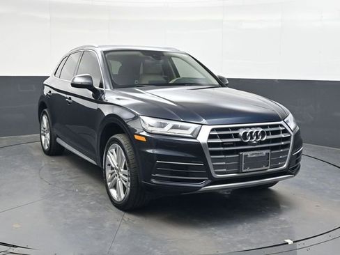 Used 2018 Audi Q5 Prestige image 2