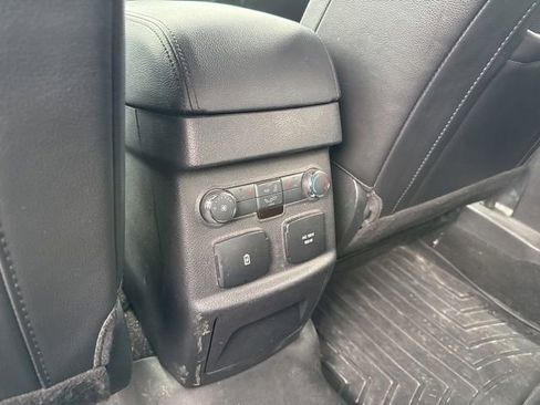 Used 2018 Ford Explorer Limited w/ Equipment Group 301A AWD/4WD image 19