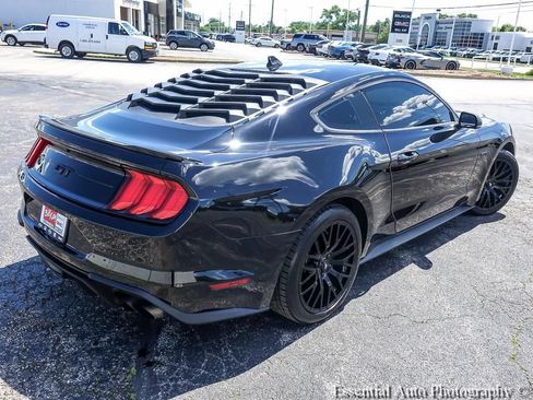 Used 2021 Ford Mustang GT Premium w/ Equipment Group 401A RWD image 9