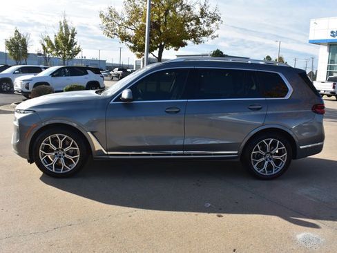 Used 2024 BMW X7 xDrive40i image 10