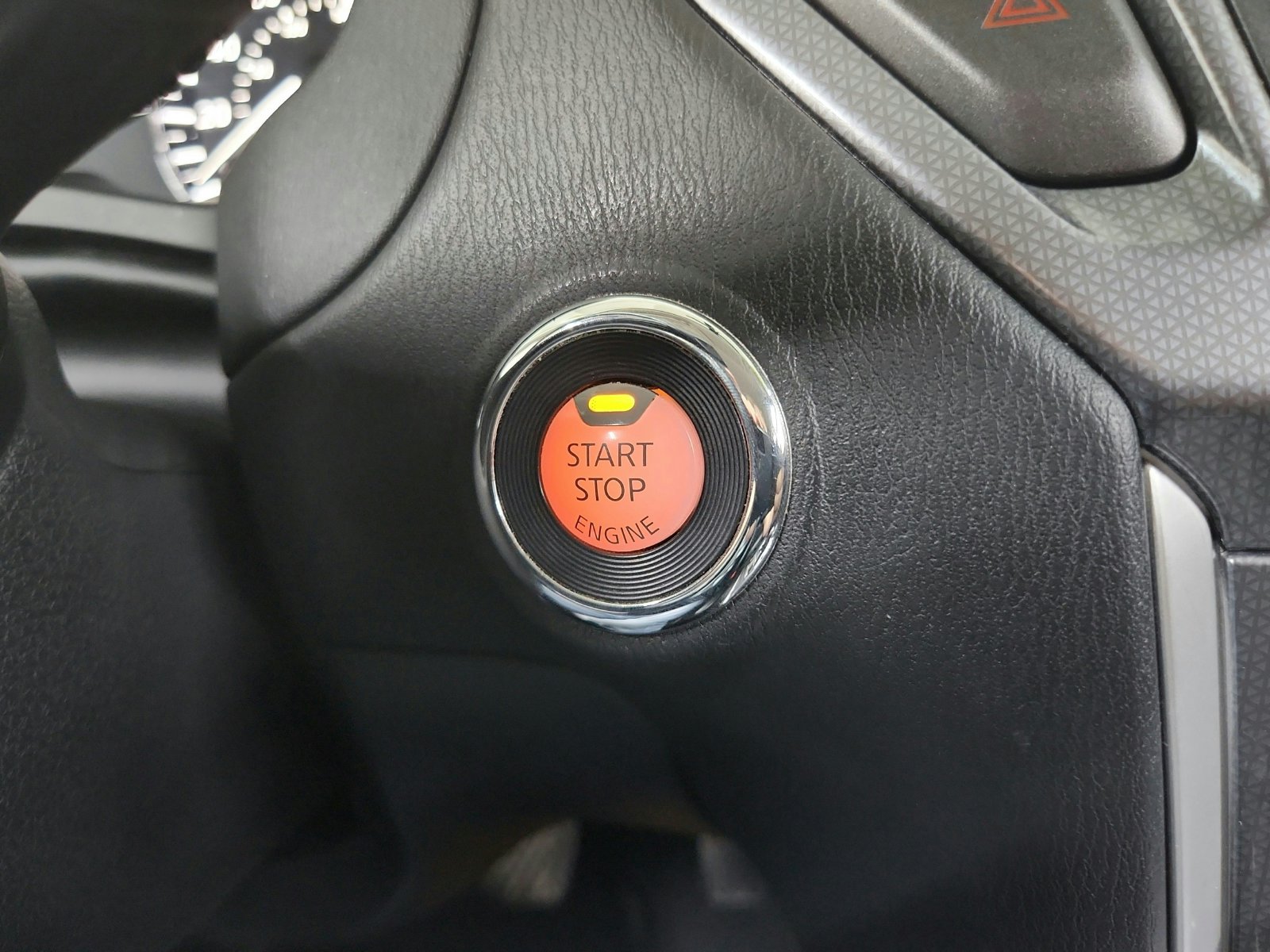 Used 2019 Nissan Pathfinder SL AWD/4WD image 21