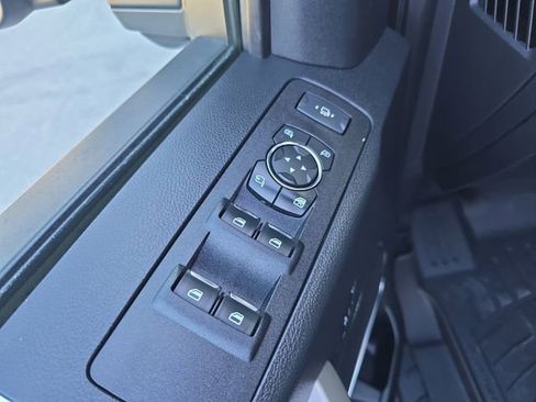 Used 2021 Ford F250 Lariat w/ Chrome Package AWD/4WD image 14