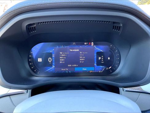 Used 2026 Volvo XC60 B5 Ultra w/ Climate Package image 23