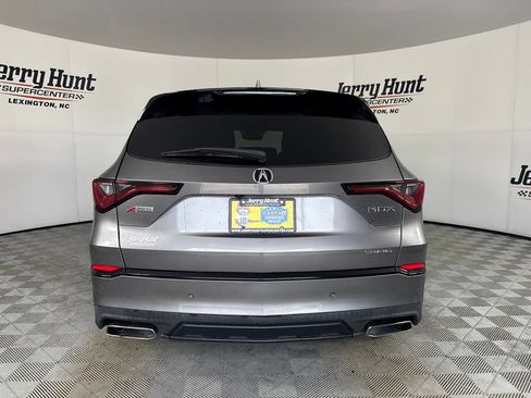 Used 2023 Acura MDX A-Spec AWD/4WD image 5