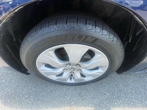 Used 2010 Honda Accord EX image 19
