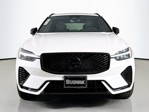 New 2026 Volvo XC60 T8 Ultra w/ Climate Package PRO AWD/4WD image 2