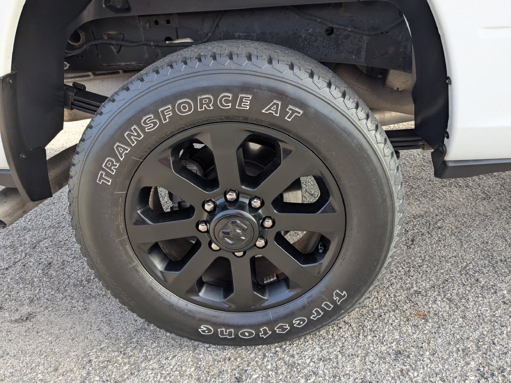 Used 2023 RAM 3500 Big Horn w/ Night Edition AWD/4WD image 17