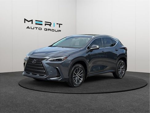 Used 2022 Lexus NX 250 FWD w/ Towing Package (2000 Lbs) image 4
