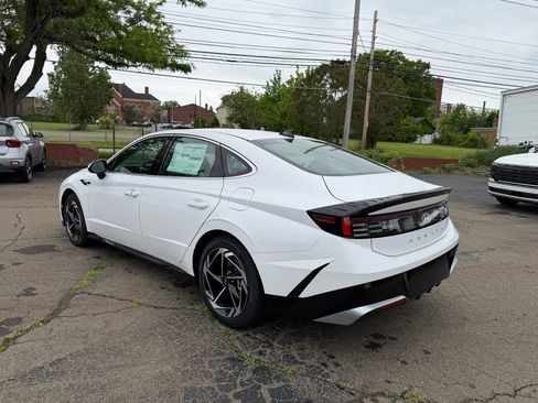 New 2026 Hyundai Sonata SEL FWD image 5