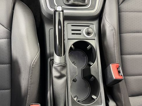 Used 2015 Volkswagen Golf SE w/ Lighting Package image 32