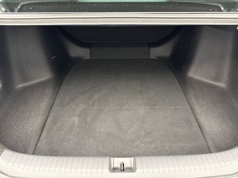 Used 2024 Honda Accord LX image 9