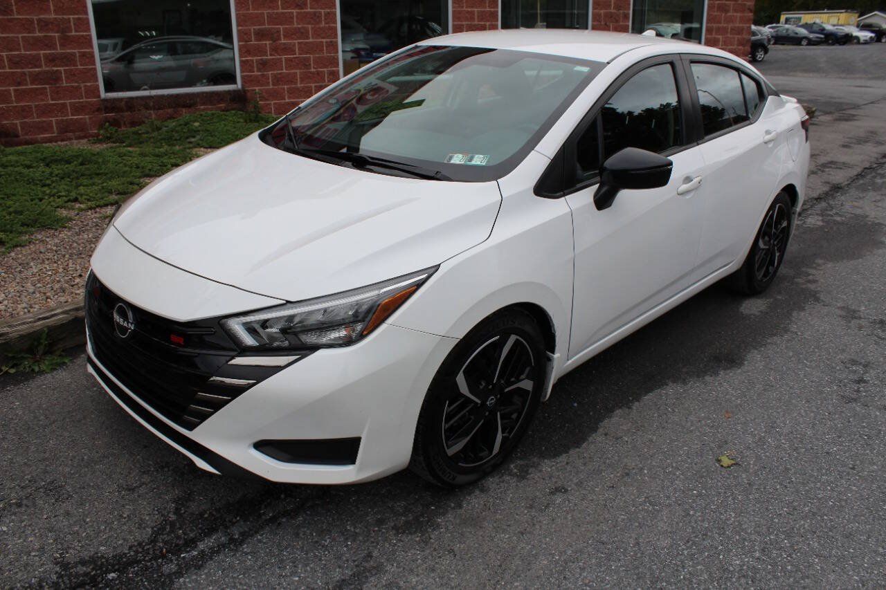 Used 2023 Nissan Versa SR w/ Trunk Package FWD image 2