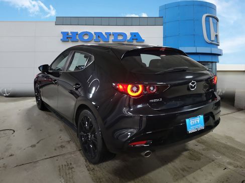 Used 2024 MAZDA MAZDA3 s image 4