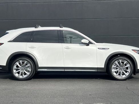 New 2026 MAZDA CX-90 3.3 Turbo w/ Premium Plus Pkg image 4