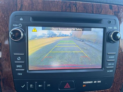 Used 2013 Chevrolet Traverse LT AWD/4WD image 21