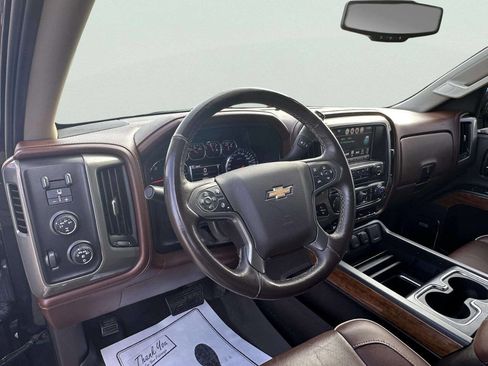 Used 2014 Chevrolet Silverado 1500 High Country w/ High Country Premium Package image 10