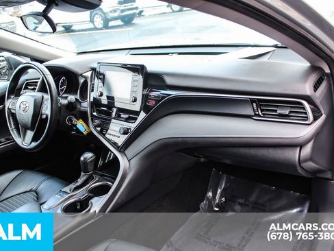Used 2023 Toyota Camry SE image 23