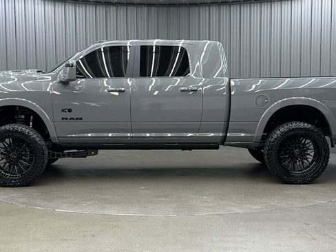 Used 2026 RAM 3500 Limited AWD/4WD image 2
