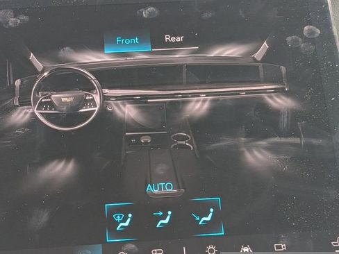 Used 2025 Cadillac Escalade Sport Platinum image 22