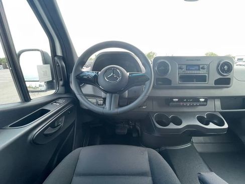 New 2026 Mercedes-Benz Sprinter 2500 image 22