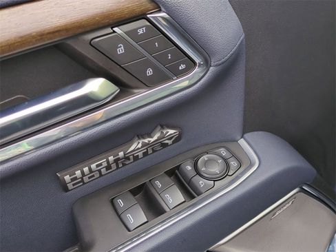 Certified 2024 Chevrolet Silverado 1500 High Country w/ High Country Premium Package image 24