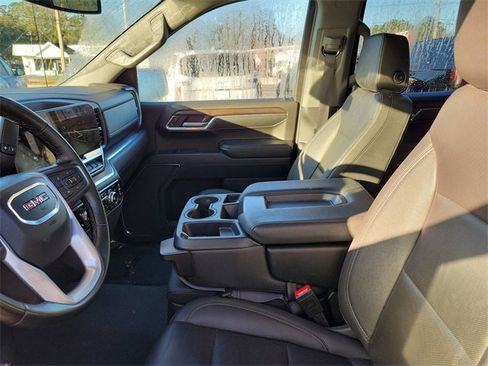 Used 2024 GMC Sierra 1500 SLT image 13