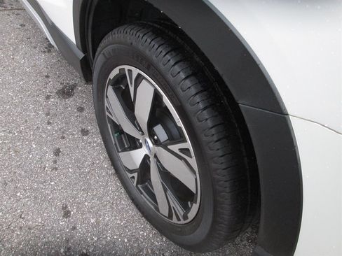 Used 2019 Subaru Forester Touring w/ Popular Package #3 AWD/4WD image 7