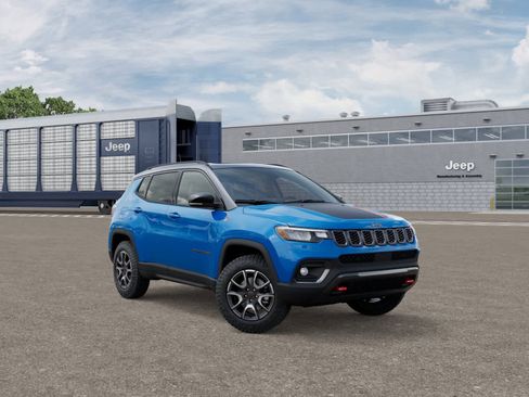 New 2026 Jeep Compass Trailhawk image 5