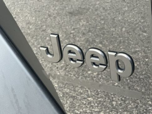 Used 2023 Jeep Wrangler Unlimited Sport AWD/4WD image 10