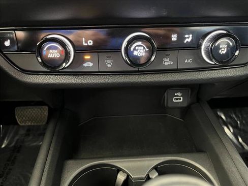 Used 2024 Honda HR-V Sport image 15