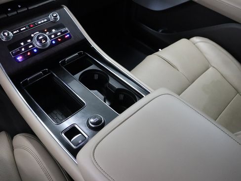 Used 2023 Lincoln Aviator Grand Touring w/ Equipment Group 301A AWD/4WD image 18