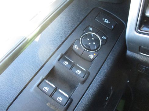 Used 2020 Ford F250 Platinum w/ FX4 Off-Road Package image 45