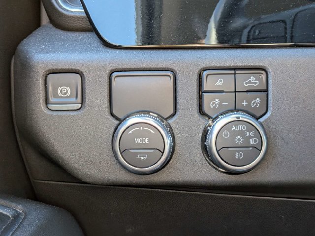 Used 2025 GMC Sierra 1500 SLT RWD image 21