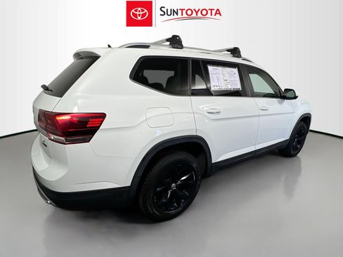 Used 2018 Volkswagen Atlas SE image 4
