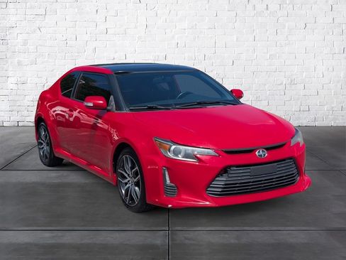 Used 2014 Scion tC FWD image 1