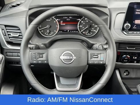 Used 2026 Nissan Rogue SV AWD/4WD image 24